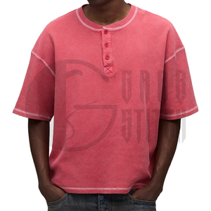 Camiseta de Manga Corta para Hombre, Color Rojo, Tejido Waffle, Cuello Redondo, Ribete en Contraste, Corte Regular, Color Sólido, 100% Algodón - Product Image 1