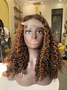 Extension de tissage de cheveux Remy vietnamiens non transformés 100% Curly Jerry Curls Grade de trame unique - Product Image 2