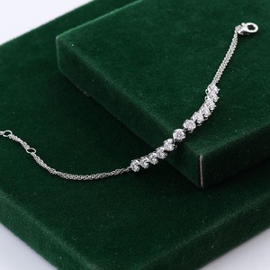 Bracelet en diamant moissanite de bonne qualité, bijoux de luxe haut de gamme pour femmes, à porter au quotidien, cadeau pour une occasion spéciale - Product Image 2