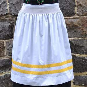 Women's Bavarian Dirndl <b>Dress</b> Knee-Length A-Line With Floral Embroidery Short Sleeve Traditional Folk Costume - Product Image 3