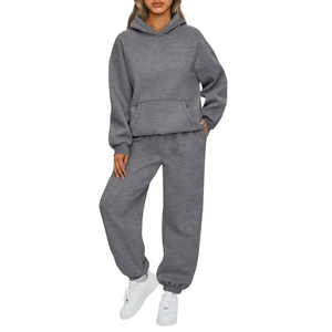 Conjunto de chándal para mujer de fabricante personalizado: Sudadera corta con cremallera y pantalones de chándal con efecto desgastado y lavado ácido - Product Image 5