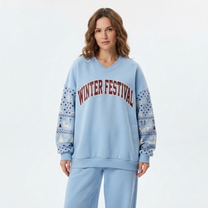 Oversized Christmas Sweatshirt Festive Graphic Design Relaxed Loose Fit Cozy Long Sleeve Wear Holiday Winter Style - Product Image 3