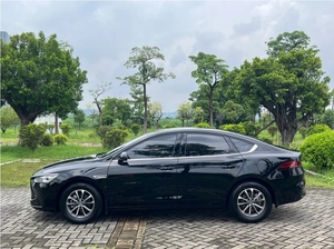 2024 B.Y.D Qin Plus Honor DMi Sedán Híbrido Edición Líder Asientos de Cuero Transmisión Automática Bajo Kilometraje Venta al por Mayor Exportación - Product Image 3
