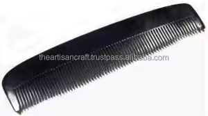 Peine de cuerno artesanal, diseño de animales, herramienta única ecológica para el cuidado del cabello inspirada en la naturaleza, ligera y duradera - Product Image 4