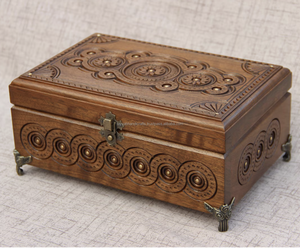 Boîte à bijoux carrée en bois massif faite à la main avec couvercle magnétique, design gravé, bouddhisme, table, montre, emballage cadeau, vente en gros en Inde - Product Image 5