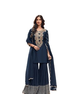 Salwar Kameez Tradicional para Mujer en Faux Georgette Azul Marino, Bordado, Largo hasta el Suelo, para Fiestas y Bodas, Estilo India/Pakistán - Product Image 1
