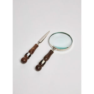 แว่นขยายมือถือคุณภาพดีที่สุดพร้อมกรอบทองเหลืองขัดเงาและด้ามจับไม้ เหมาะสำหรับการอ่าน ตกแต่งโต๊ะทำงาน และการใช้งานทางทะเล - Product Image 6