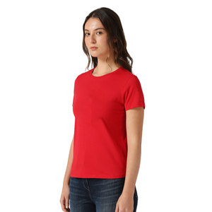 T-shirt pour femme, choix idéal pour les décontractées, doux, flexible, haute densité, coutures soignées, confort quotidien, design chic et tendance - Product Image 5