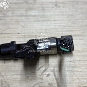 Ensemble d'injecteurs de carburant diesel 095000-6352 23670-E0050 J05E Pièces de moteur diesel SK200-8 SK210-8 SK250-8 SK260-8 Pièces d'excavateur - Product Image 2
