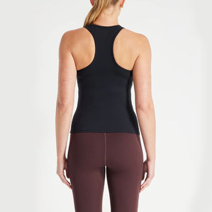 Camiseta sin mangas para mujer, estilo racerback, mezcla suave de nailon y spandex, cómoda, sin mangas, ropa deportiva de secado rápido, elástica, para fitness y gimnasio. - Product Image 2