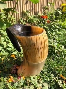Mug en corne de viking de qualité supérieure, fait main, tasse à boire en corne de bœuf naturelle, verre à bière, article cadeau de qualité, décoratif - Product Image 5