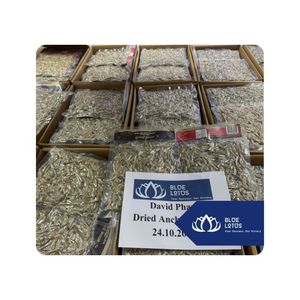 Anchois séchés très demandés pour la préparation de soupes et bouillons, ingrédient de cuisine pour la restauration, produit du Vietnam. - Product Image 1