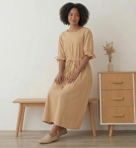 Robe en lin biologique pour femme, coupe ajustée, manches longues, taille personnalisée, tenue grande taille, cadeau pour elle - Product Image 3