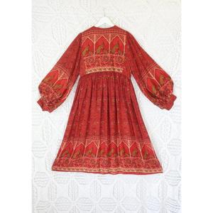Robe longue bohème rouge pour femme, imprimé floral paisley vintage, manches longues, coupe ample, style ethnique - Product Image 4