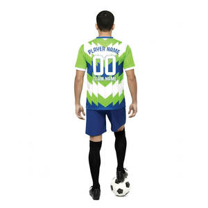 Ensemble d'uniformes de football, design rayé teint en pièce, nom d'équipe personnalisé, respirant, 100 % polyester pour des performances optimales et un style. - Product Image 3
