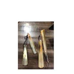 Cuchara para Zapatos Rectangular Hecha a Mano con Cuerno de Búfalo Natural, Ecológica y Pulida, para Hombres, Mujeres y Niñas, Tamaño Personalizado, ILAHI, Uttar Pradesh - Product Image 1