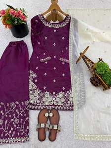 Ensemble ethnique prêt-à-porter pour femme en soie pure avec broderie lourde et travail de sequins, haut à manches longues, pantalon palazzo et dupatta en organza - Product Image 6