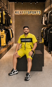 ชุดวอร์มไนลอนสีเหลืองดำแบบกำหนดเองสำหรับผู้ชาย REXFIT SPORTS 2026 ชุด 2 ชิ้น เสื้อแจ็คเก็ตแขนสั้นมีซิป กางเกงขาสั้น ชุดกีฬา ผู้ผลิต - Product Image 6