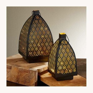 Lanterne en métal élégante de qualité supérieure, nouvelle arrivée, lanterne en fer antique personnalisée pour la décoration de la maison et des festivals - Product Image 5