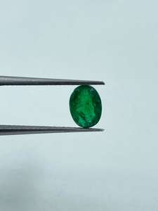 ลูกปัดมรกตธรรมชาติสำหรับทำเครื่องประดับ ความใสสูง รูปทรงวงรี สีเขียว ขนาด 6.20x8.40 มม. โดยผู้ส่งออกในราคาที่ตกลง - Product Image 5