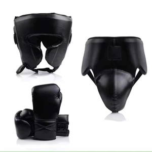 Gants de boxe MMA personnalisés en cuir véritable, ensemble de sparring avec absorption des chocs et design respirant - Légers, unisexes, OEM - Product Image 1
