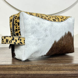 Nouveau Logo personnalisé véritable cuir de vachette fermeture éclair maquillage sac cosmétique imprimé léopard en cuir voyage trousse de toilette pochette pour les femmes - Product Image 5