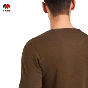 Ryan Pro Gear T-shirts personnalisés pour hommes, respirants et confortables, style pull-over - Product Image 5