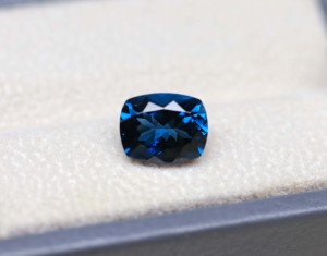Auténtica Piedra Preciosa de Topacio Azul de Londres Natural, Forma de Cojín, 10x8mm, Piedra Facetada, Precio al por Mayor, Aini Gems - Product Image 2
