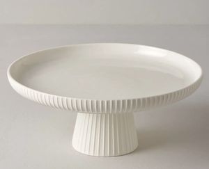 Bol sur pied vintage en porcelaine blanche jetable, plat de service rond en céramique, plat à dessert côtelé pour comptoir de cuisine et table de fête - Product Image 1