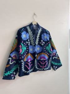 Veste en velours Suzani brodée à la main pour femme, cadeau pour elle - Product Image 3