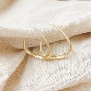 Pendientes de Latón de Primera Calidad para Artesanía, Pendientes de Latón con Alto Nivel de Detalle, Acabado Liso, Precio de Fábrica al por Mayor, Artículo para Uso en Artesanía Metálica - Product Image 1