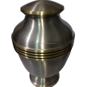 Urna Funeraria Ecológica de Plata de 10 Pulgadas, Estilo Americano, Hecha a Mano, con Diseños Grabados Personalizables para Cenizas Humanas - Product Image 4