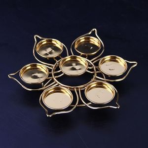 Portacandele Galleggiante in Ceramica a Forma di Loto Dorato, Elegante Portacandele a Colonna e Lanterna per Arredamento Casa - Product Image 2