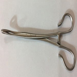 คีมจับต่อมทอนซิลแบบใช้มือ ผลิตจากสแตนเลสคุณภาพสูง ยี่ห้อ Blohmke - รากฐานของเครื่องมือผ่าตัด - Product Image 1