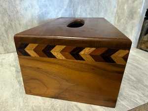 Porte-mouchoirs en bois de noyer noir moderne de luxe avec logo personnalisé pour la salle de bain, le bureau, le rangement sur le bureau - Product Image 1