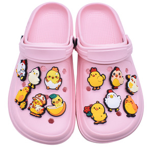 Lots pour revendeurs – Breloques de chaussures en PVC souple de haute qualité, en forme de poussins de dessin animé variés et adorables, pour sabots et chaussures - Product Image 3