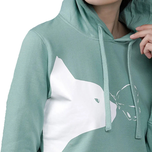 Sudadera Corta Personalizada de Alta Calidad con Mangas Raglán Suaves y Cordón Ajustable para Mujer, con Capucha - Product Image 3
