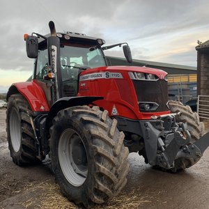 Massey Ferguson 7720 d'occasion, haute puissance, 4 roues motrices, adapté au labour, au travail du sol et au transport - Product Image 1