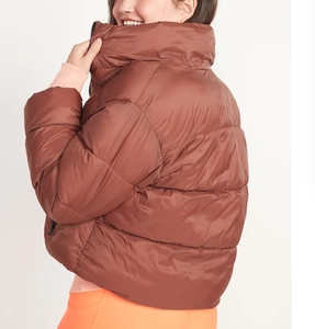 Hot Selling Women Crop Puffer Jacket Casual winter warm Outdoor Fashion Quilted Cropped Puffer Jacket - Product Image 3