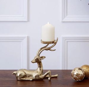 Portavelas de Aluminio Dorado Premium con Forma de Reno, Adorno Navideño Decorativo para Mesa de Navidad - Product Image 3