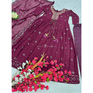 VESTIDO FOX GEORGETTE CON TRABAJO DE SECUENCIA DE 5MM CON MANGAS COMPLETAS CON REBORDE CON INTERIOR DE SEDA (TOTALMENTE COSTADO - Product Image 2