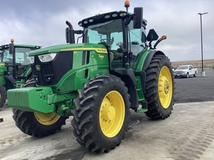 Tracteur agricole 2023 6R 215, équipement de qualité supérieure prêt à l'exportation - Product Image 2
