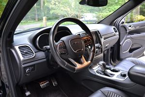 BONNE AFFAIRE 2017 GRAND CHEROKEE SRT - Product Image 3