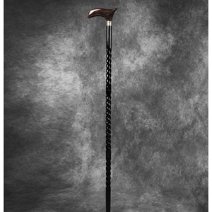 Fabricant de bâtons de marche en bois écologiques, bâton de randonnée en bois rustique pour activités de plein air par AYAANS CREATIONS - Product Image 6