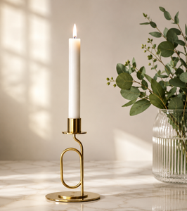 Porte-bougie conique moderne en métal doré – Support de bougie décoratif minimaliste pour la maison, la table à manger et la décoration de mariage - Product Image 2