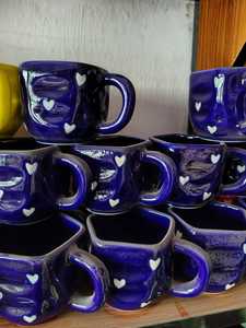Green Ceramic <b>Mugs</b> Set With <b>Heart</b> Pattern Cute Design For Home Use Dishwasher And Microwave Safe Reusable Drinkware - Product Image 3