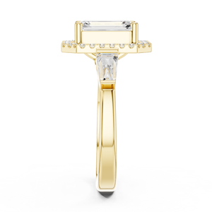 Anillo de compromiso y boda con halo de oro macizo de 14k, esmeralda de 2 quilates certificada por IGI y diamantes de laboratorio con corte baguette cónico para mujer - Product Image 4