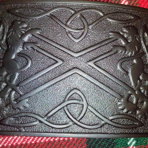 Hebilla de cinturón para kilt de hombre, acabado negro azabache, con diseño de león rampante y nudo de cardo, más vendida, venta al por mayor, OEM ODM - Product Image 6