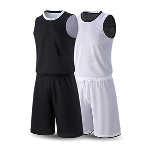 1 ensemble de maillots et shorts de basket-ball réversibles pour hommes, uniformes sportifs personnalisés double face pour les entraînements sportifs en équipe - Product Image 1