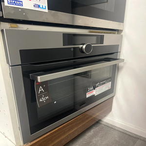 เตาอบเดี่ยวแบบฝังในตัว รุ่น A-E-G KPE842220M ทำจากเหล็กกล้าไร้สนิม - Product Image 1